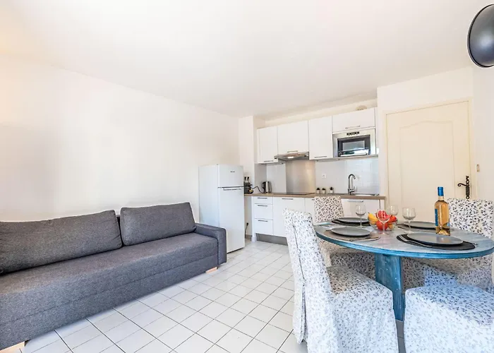 Caesar Domus-7 By Interhome Apartment Saint-Tropez