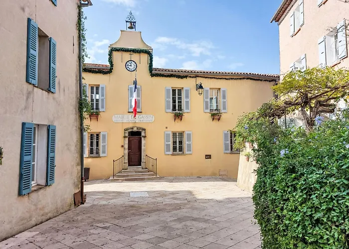 Caesar Domus-7 By Interhome Saint-Tropez